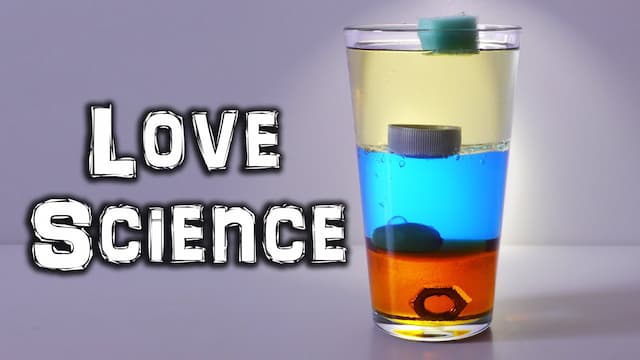 液体と固体、密度の違いを比べる実験