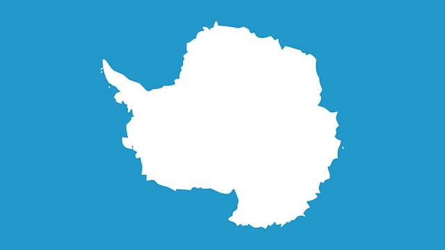 南極大陸には旗がない